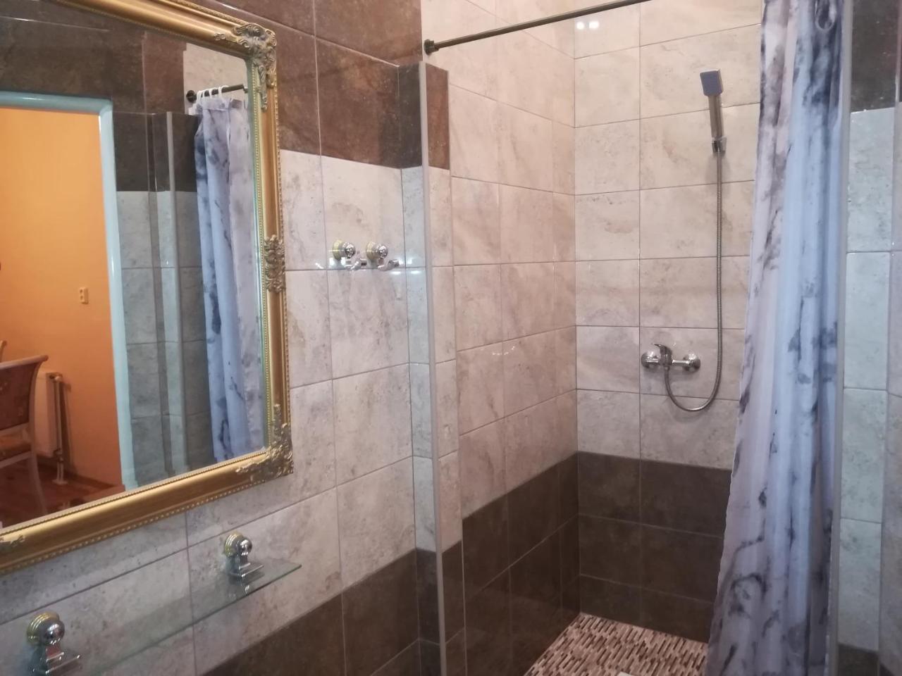 ברזנו Penzion Marina Pri Slovenskej Restauracii מראה חיצוני תמונה